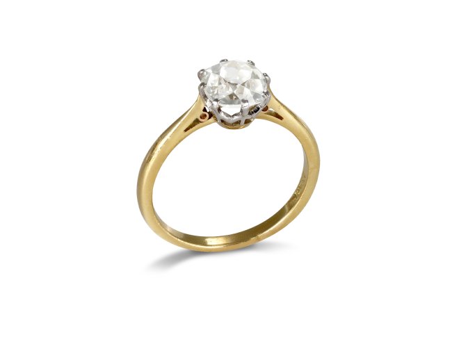 Old mine diamond solitaire ring, circa 1910. 