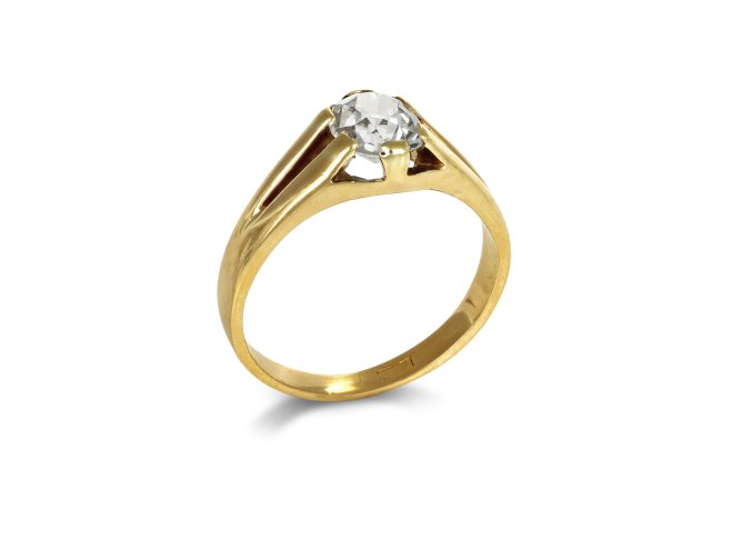 Victorian diamond solitaire ring, circa 1900.