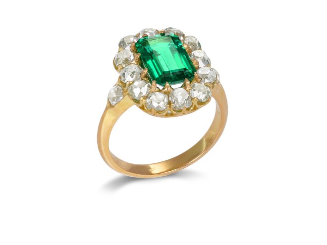 Colombian emerald and diamond coronet cluster ring, French, circa 1900.