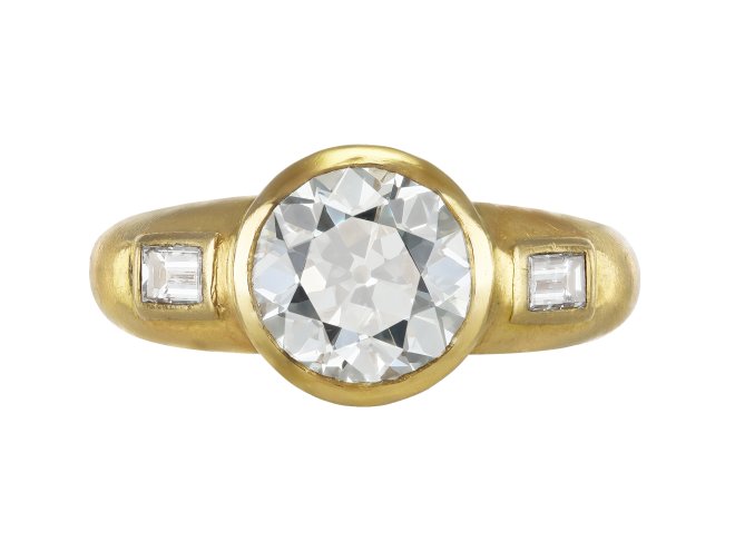 Diamond flanked solitaire, French, circa 1970.