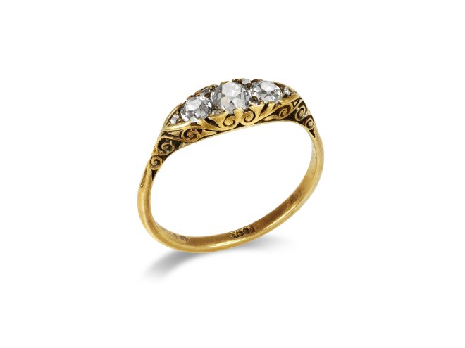Victorian diamond three stone ring, circa 1900.