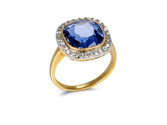 Ceylon sapphire and diamond coronet cluster ring, circa 1915.