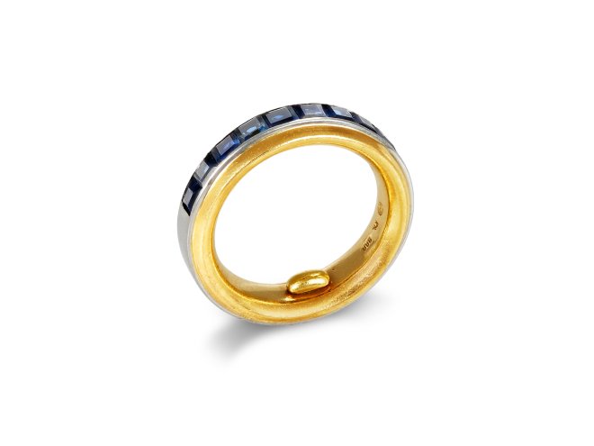 Hemmerle sapphire half eternity ring, German, circa 1970. 