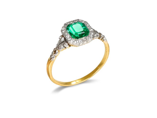 Belle &Eacute;poque Emerald and diamond coronet cluster, French, circa 1910. 