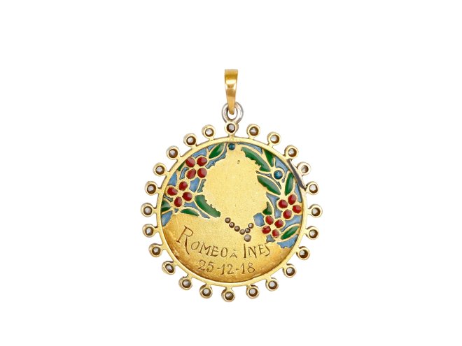 Art Nouveau Enamel Pendant, circa 1915.