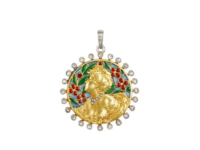 Art Nouveau Enamel Pendant, circa 1915.