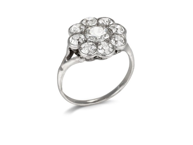 Early 20th Century old cut diamond coronet cluster ring. 
