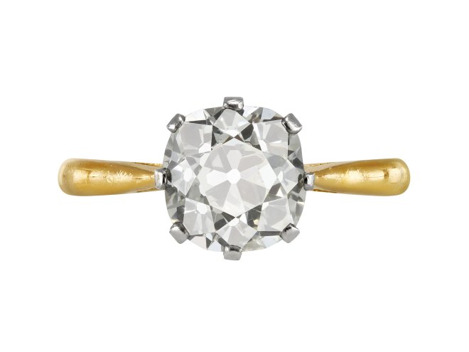 Old mine diamond solitaire ring, early 20th Century.