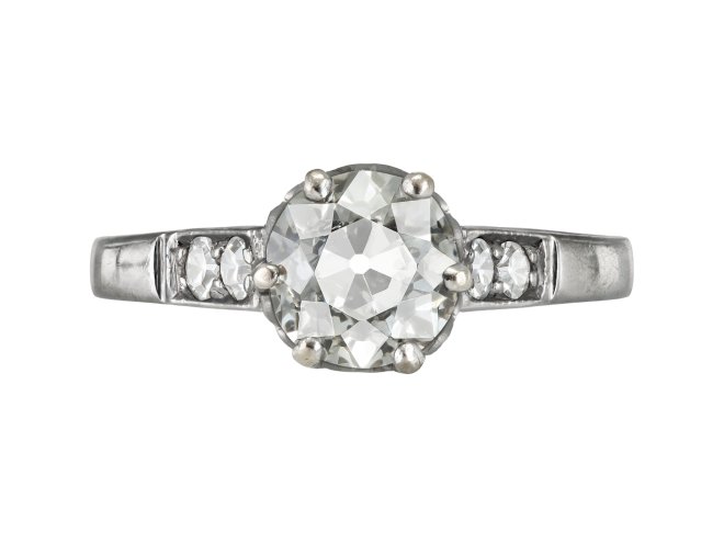 Diamond flanked solitaire ring, USSR, mid 20th century. 