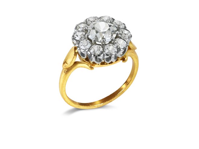 Diamond coronet cluster ring, early 20th Century.