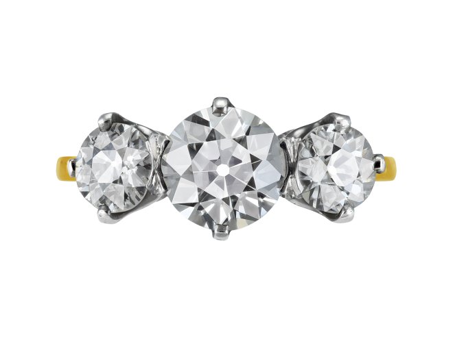 Diamond three stone ring, early 20th Century.