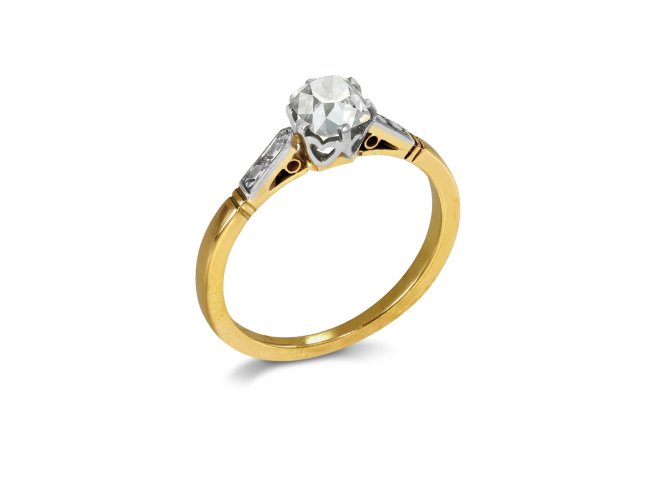 Edwardian old mine diamond solitaire ring, early 20th Century. 