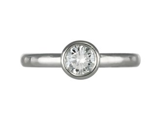 Diamond solitaire ring, English, 1999.