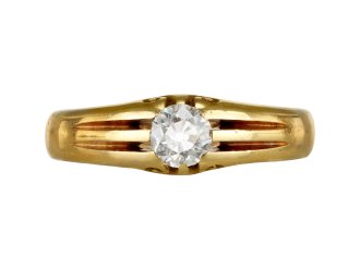 Diamond solitaire ring by Henry Griffith & Sons, English, 1914. 