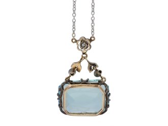 Aquamarine and diamond pendant hatton garden