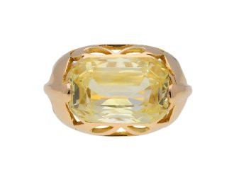 Yellow Ceylon sapphire ring hatton garden