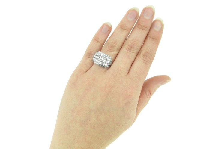 hand view Art Deco diamond ring, French, circa 1935. berganza hatton garden