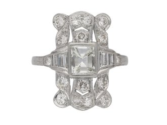 Vintage diamond cluster ring, American, circa 1950.